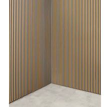 Innenaufnahme einer Wandverkleidung aus Holzlatten