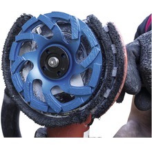 Betonschleifer mit Schleifteller und Staubsaugeranschluss