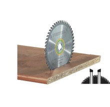 Festool Sägeblatt beim Schneiden von Holz