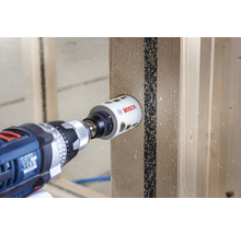 Bosch Lochsäge im Einsatz an einem Holzrahmen