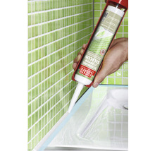 Anwendung von Lugato Schimmelstopp Silicon im Badezimmer