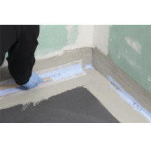 Abdichtung einer Raumecke mit Dichtband und Dichtschlämme