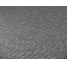 Fliesenboden mit quadratischen Fliesen