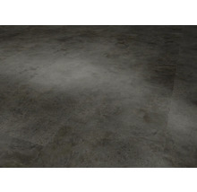 Dunkler Boden mit Steinmuster