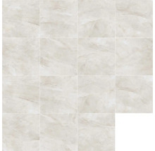 Fliesen mit Marmoroptik, verlegt