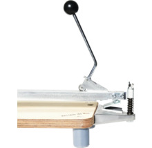 Schneidgerät für Dämmstoffe mit Hebel und Auflageplatte