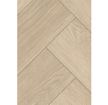 Verlegung von hellem Laminat im Fischgrätmuster