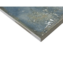 Nahaufnahme einer glasierten Wandfliese