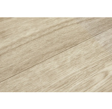 Nahaufnahme eines hellen Laminatbodens mit Holzoptik.