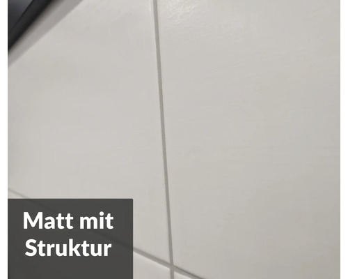 Matte Fliesen mit Struktur