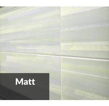 Nahaufnahme von matten Wandfliesen.