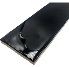 Schwarze Keramikfliese