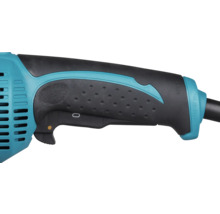 Ergonomischer Handgriff eines Elektrogeräts in Cyan und Schwarz mit strukturierten Griffflächen und Auslöseschalter.