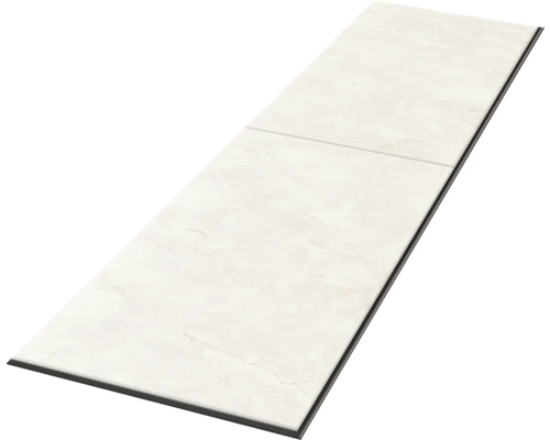 Bodenfliese in Marmor-Optik aus Feinsteinzeug in rechteckiger Form.