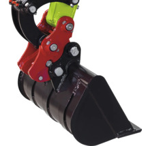 Schwarzer Baggerlöffel für Minibagger mit roter Halterung, gelbem Gelenkstück und Metallschrauben.