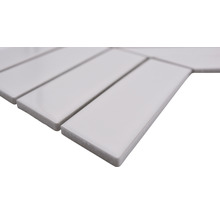 Rechteckige Fliesen aus Keramik