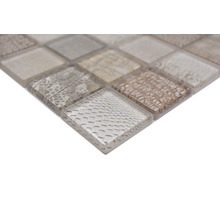 Mosaikfliese aus Glas und Stein mit quadratischen Elementen