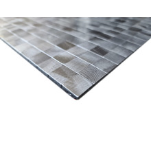 Mosaikfliese aus Metall mit quadratischem Muster