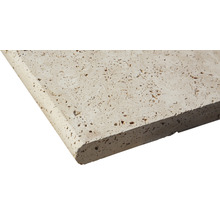 Travertin Fensterbank mit abgerundeter Kante