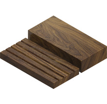 Seifenablage und Seifenblock aus Holz