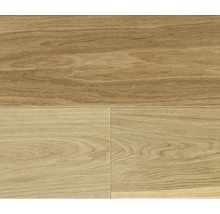 Helle Eichenlaminat-Bodenplatten mit Holzmaserung