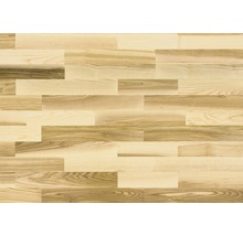 Holzbodenbelag mit Holzmaserung