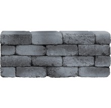 Mauer aus Betonsteinen