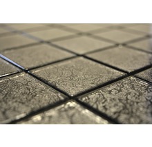 Nahaufnahme von Mosaikfliesen für Wand und Boden