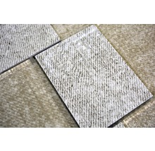 Keramikfliesen mit Stoffmuster