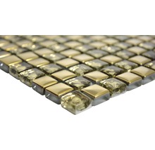 Mosaikfliesen mit quadratischen Glassteinen