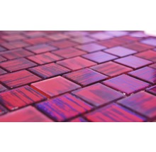 Quadratische Mosaikfliesen aus Glas