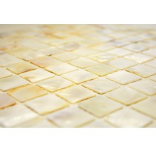 Quadratisches Mosaik aus Perlmutt