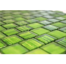 Quadratische Mosaikfliesen aus Glas