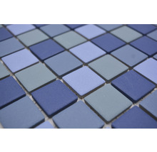 Nahaufnahme von Mosaikfliesen