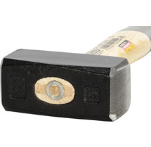 Vorderansicht eines Vorschlaghammers mit Holzgriff und schwarzem Hammerkopf aus Stahl