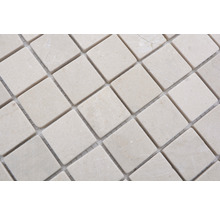 Mosaikfliesen aus Marmor im Detail