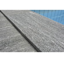 Poolumrandung aus Granit