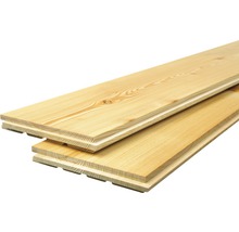 Profilbretter aus Holz im Stapel