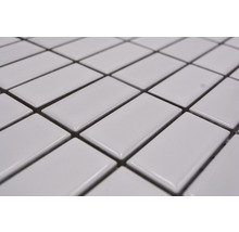 Rechteckige, glänzende Fliesen, Nahaufnahme