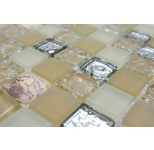 Mosaikfliese mit Glas- und Muschelelementen
