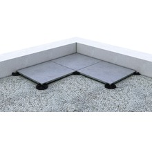 Terrassenplatten auf Stelzlager im Eckbereich