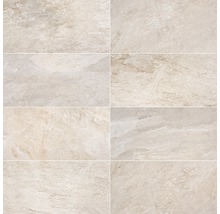 Mehrere Fliesen mit Natursteinoptik