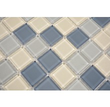 Nahaufnahme von Glasmosaikfliesen