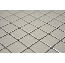 Nahaufnahme eines Mosaiks aus quadratischen Fliesen