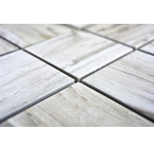 Nahaufnahme von Mosaikfliesen