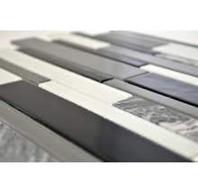 Mosaikfliese aus Glas und Stein