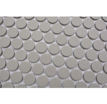 Nahaufnahme von runden Mosaikfliesen