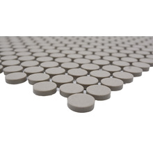 Mosaikfliesen mit runden Steinen