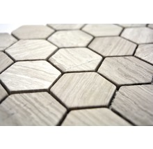 Nahaufnahme von Sechseckmosaikfliesen