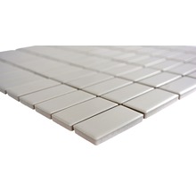 Mosaikfliesen in rechteckiger Form